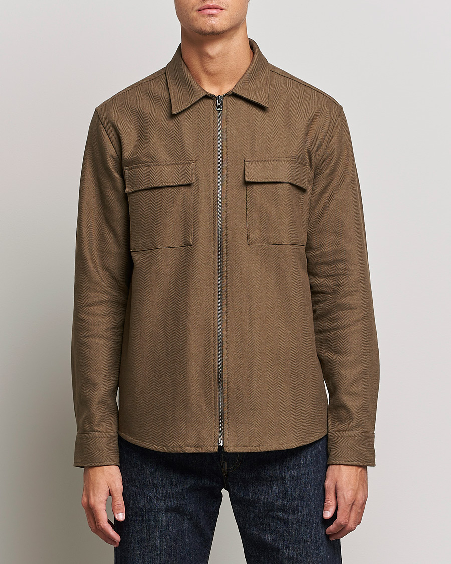 Herre | Skjorter | Tiger of Sweden | Noel P Herringbone Shirt Olive Extreme
