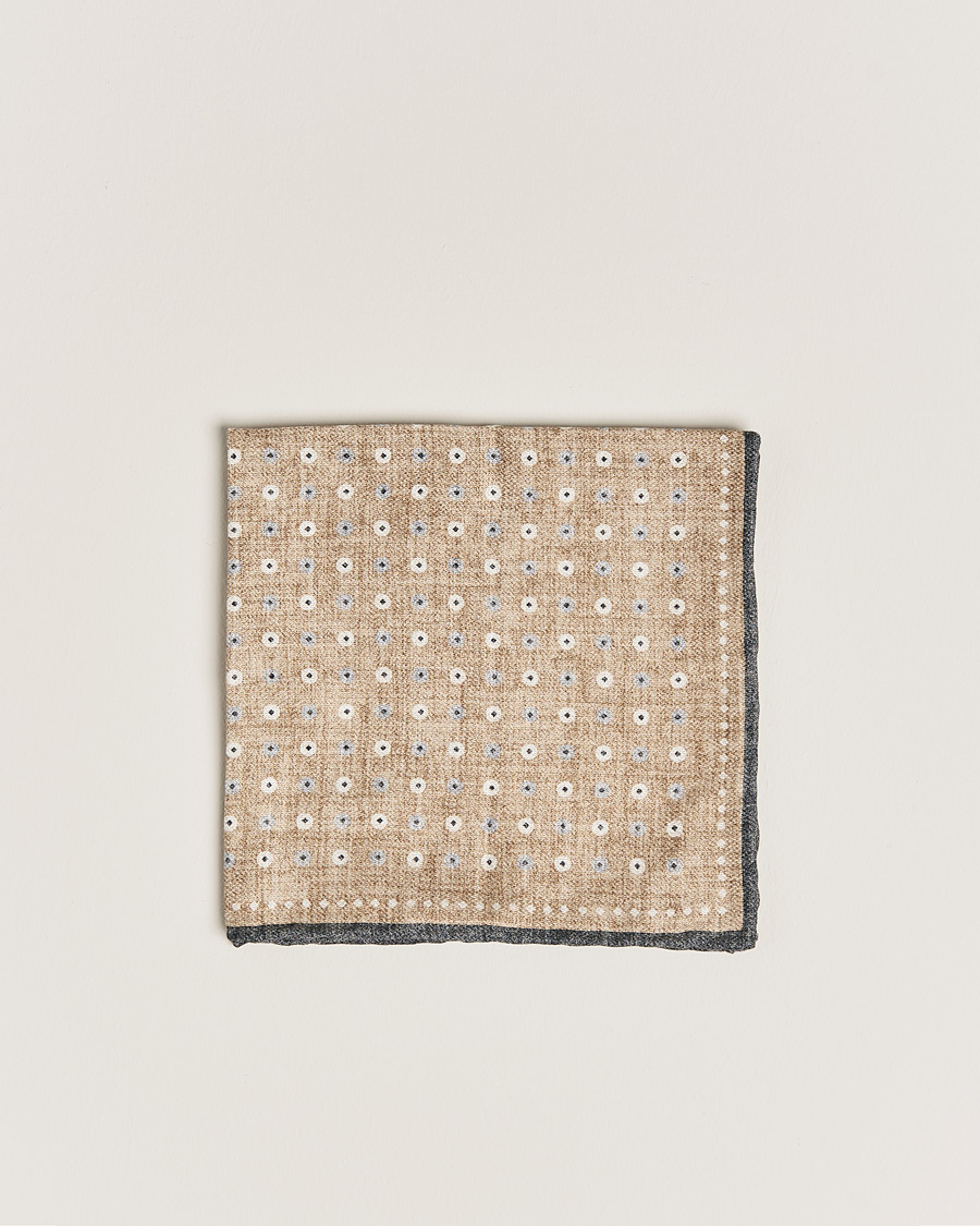 Herre | Brunello Cucinelli Micro Dot Pocket Square Beige/Blue | Brunello Cucinelli | Micro Dot Pocket Square Beige/Blue