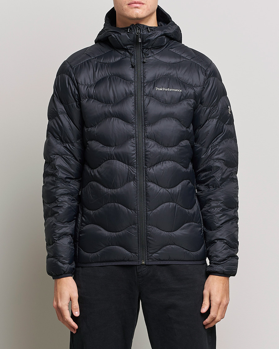 Peak Hood Jacket Black - CareOfCarl.dk