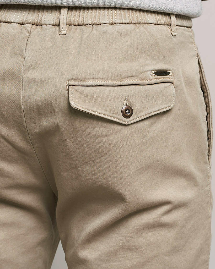 Herre | Bukser | Incotex | Slim Fit Satin Drawstring Joggers Light Beige
