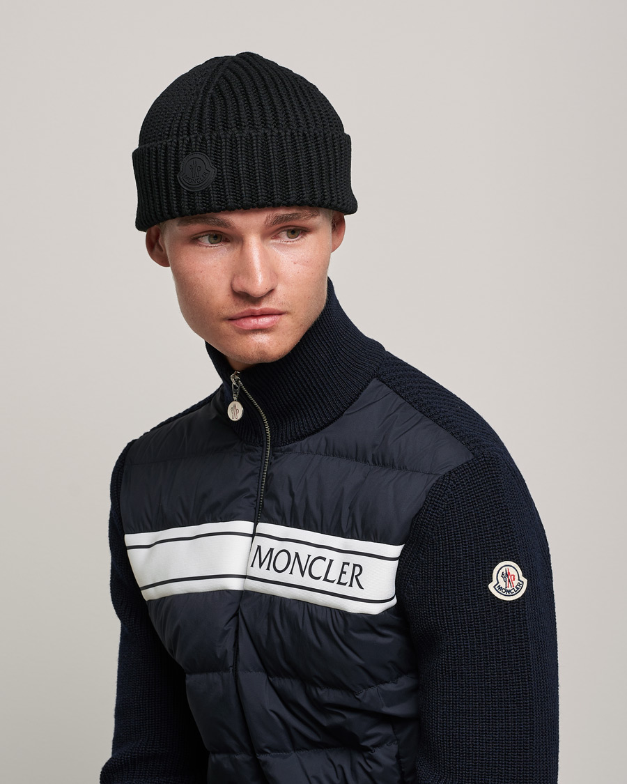 Herre | Moncler Tonal Logo Beanie Black | Moncler | Tonal Logo Beanie Black