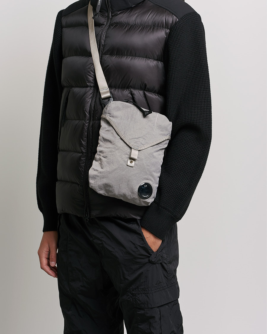 Herre | C.P. Company Nylon B Shoulder Bag Grey | C.P. Company | Nylon B Shoulder Bag Grey
