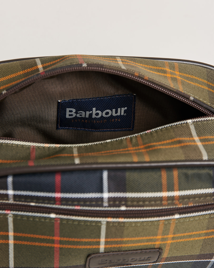 Herre | Barbour Lifestyle Nylon Tartan Washbag Classic Tartan | Barbour Lifestyle | Nylon Tartan Washbag Classic Tartan