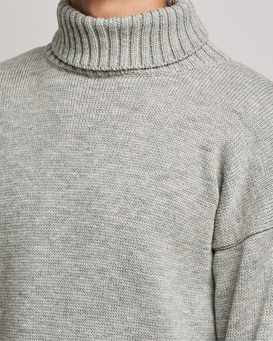Herre | Trøjer | Gloverall | Submariner Chunky Wool Roll Neck Light Grey