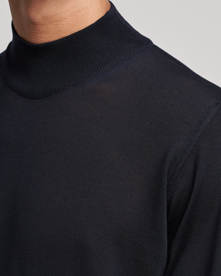 Herre | Trøjer | Oscar Jacobson | Hilton Extrafine Merino Mock Neck Navy