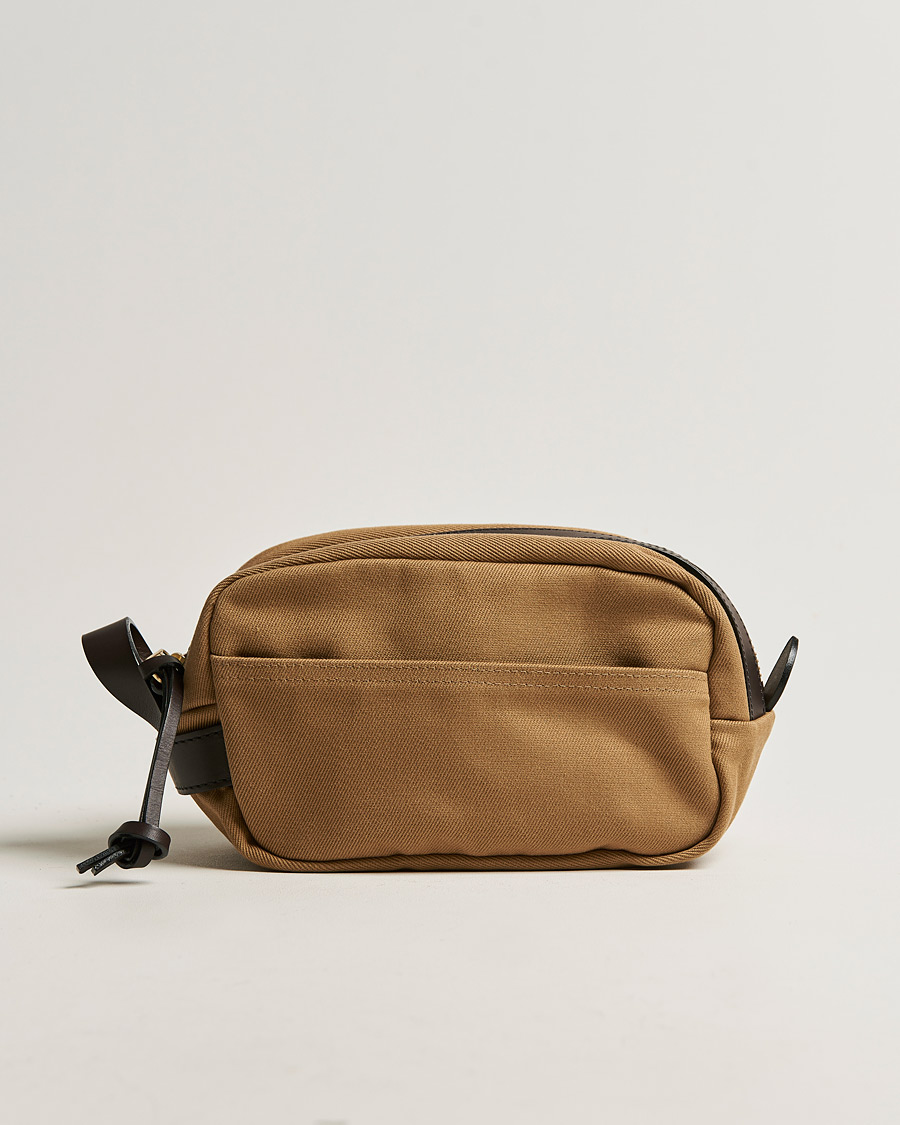 Herre | Tasker | Filson | Rugged Twill Travel Kit Tan