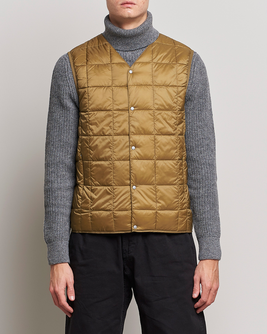 Herre | Jakker | TAION | V-Neck Lightweight Down Vest Beige