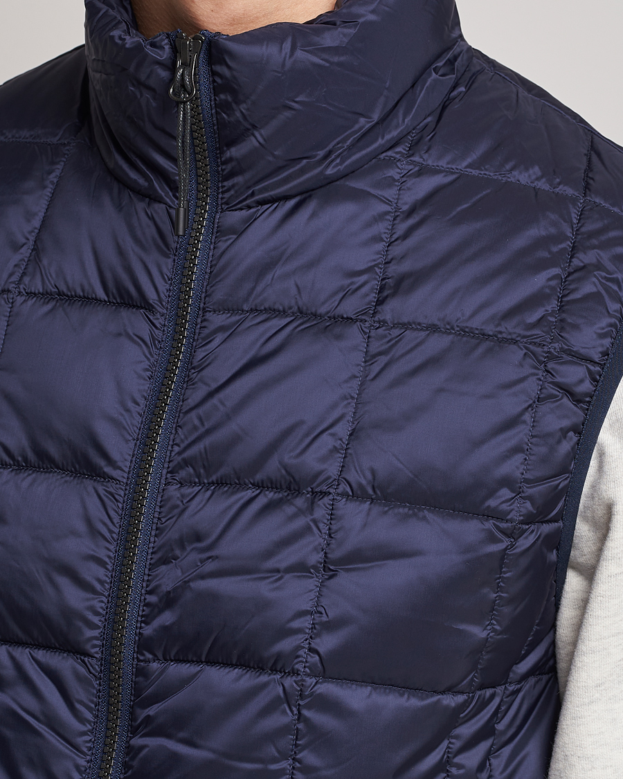 Herre | Jakker | TAION | High Neck Full Zip Lightweight Down Vest Navy