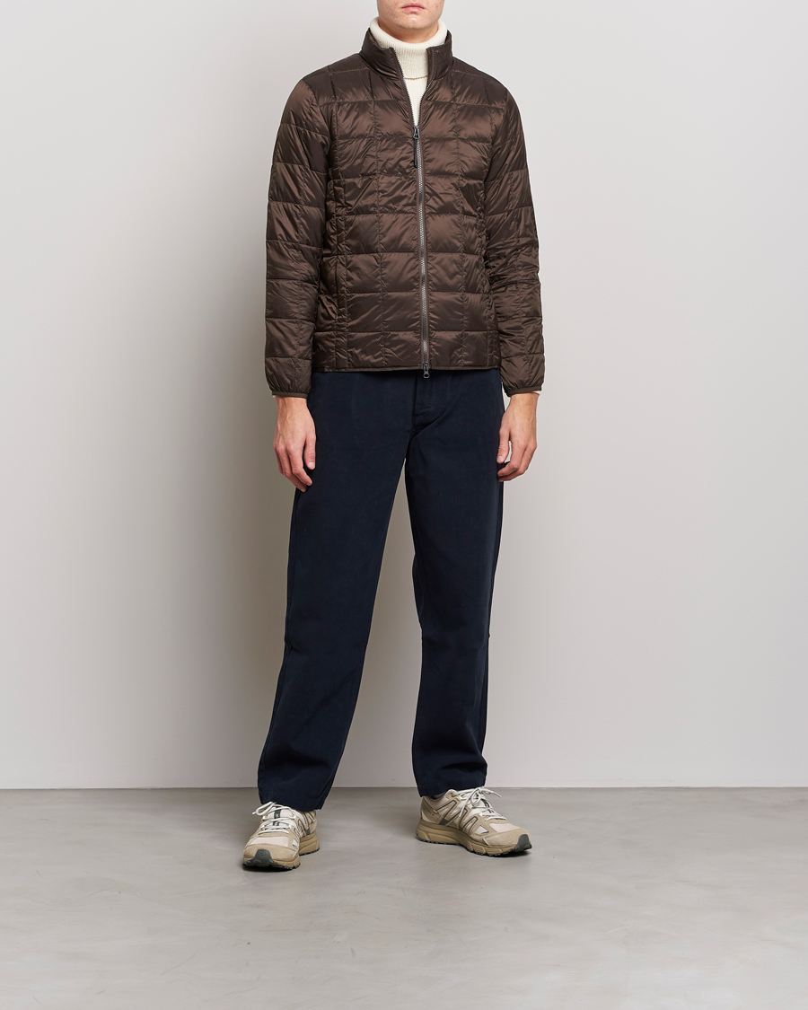 Herre | Jakker | TAION | High Neck Full Zip Lightweight Down Jacket Dark Choco