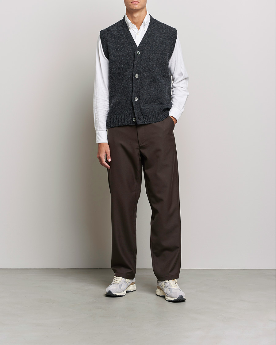 Herre | Trøjer | Sunflower | Steven Knit Vest Dark Grey