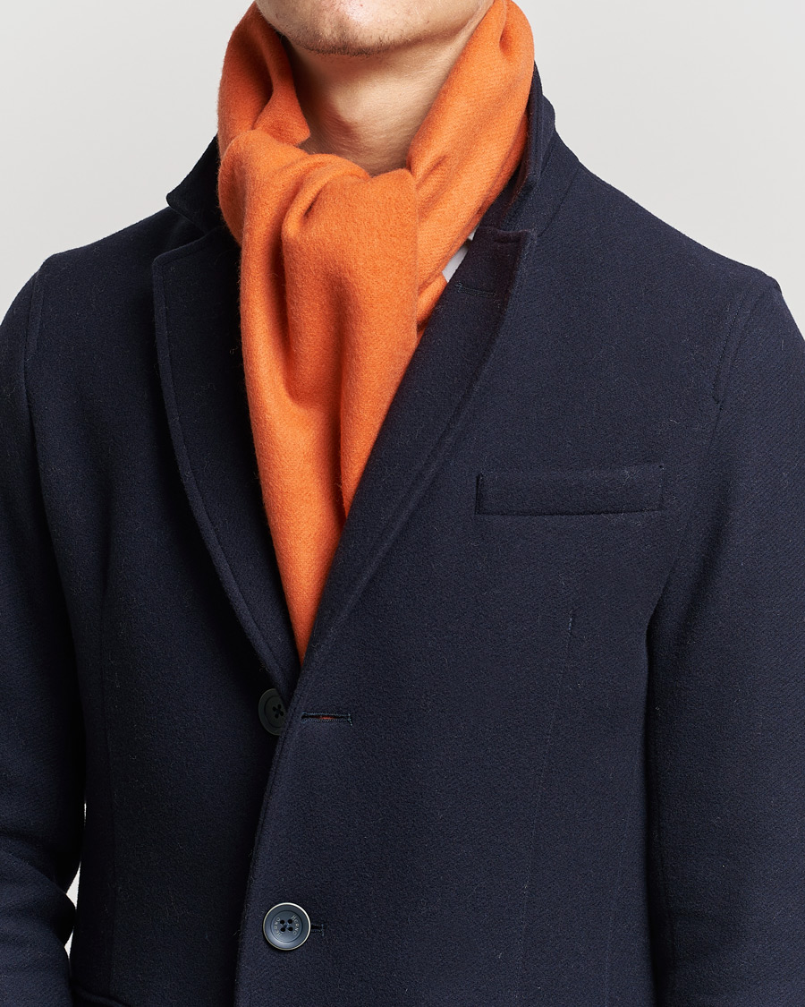 Herre |  | Begg & Co | Vier Lambswool/Cashmere Solid Scarf Orange