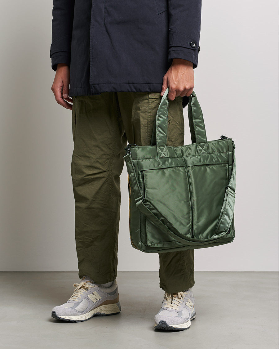 Herre | Porter-Yoshida & Co. Tanker Tote Bag Sage Green | Porter-Yoshida & Co. | Tanker Tote Bag Sage Green