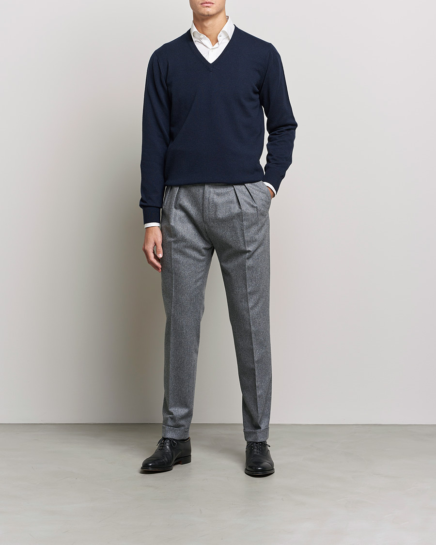 Herre | Trøjer | Piacenza Cashmere | Cashmere V Neck Sweater Navy