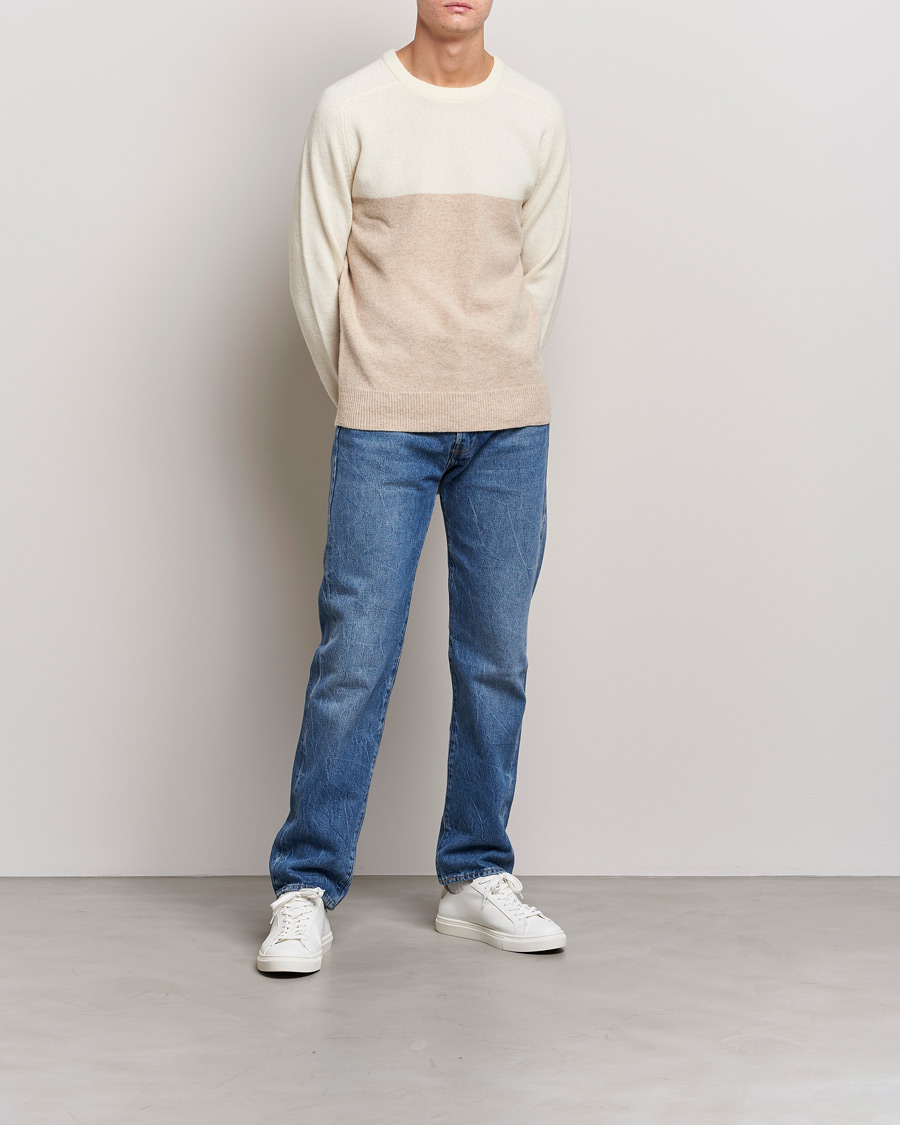 Herre | Trøjer | A Day's March | Brodick Block Lambswool Sweater Sand/Off White