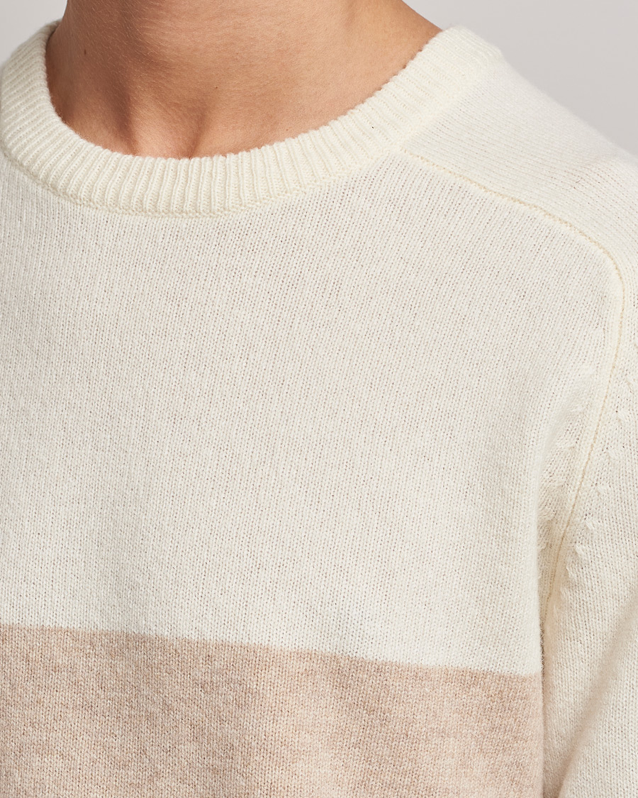 Herre | Trøjer | A Day's March | Brodick Block Lambswool Sweater Sand/Off White