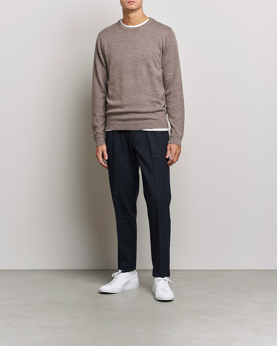 Herre | Trøjer | A Day's March | Alagón Merino Crew Taupe Melange
