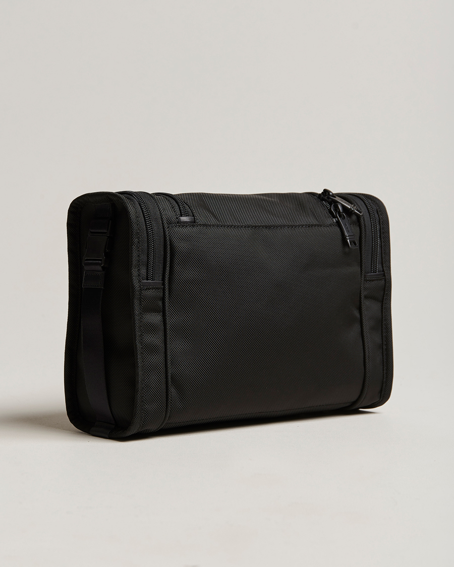 Herre | Tilbehør | TUMI | Alpha Hanging Travel Kit Black