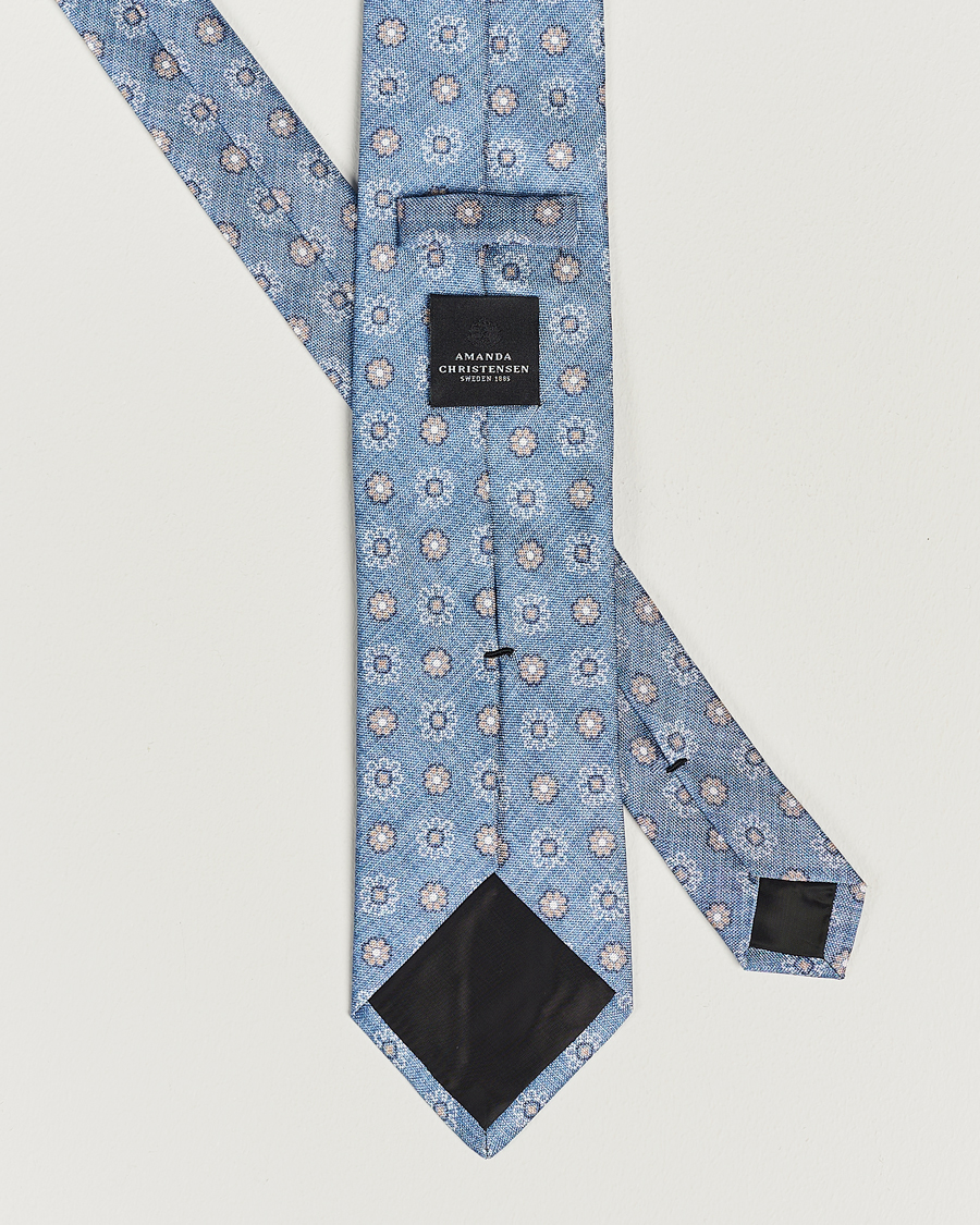 Herre | Amanda Christensen Silk Oxford Printed Flower 8cm Tie Blue | Amanda Christensen | Silk Oxford Printed Flower 8cm Tie Blue