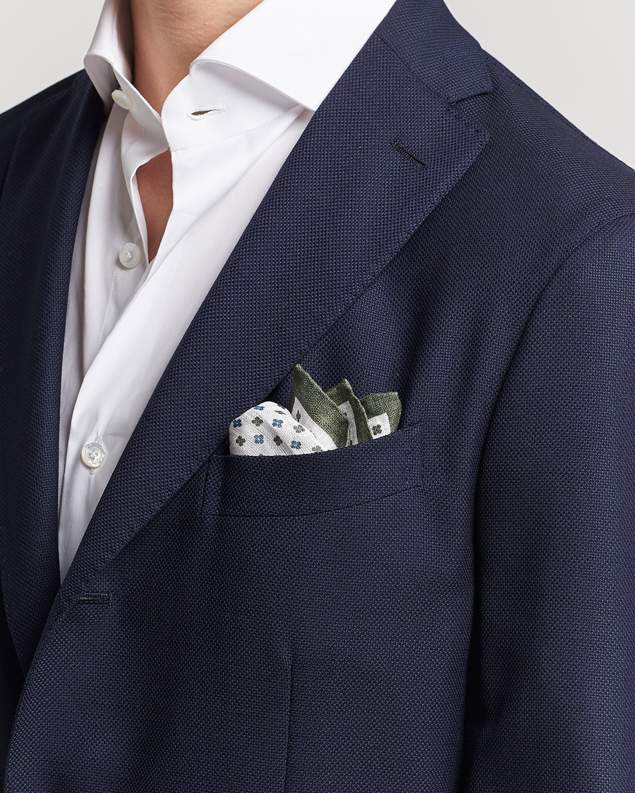 Herre | Amanda Christensen Linen Paspoal Printed Flower Pocket Square White/Green | Amanda Christensen | Linen Paspoal Printed Flower Pocket Square White/Green