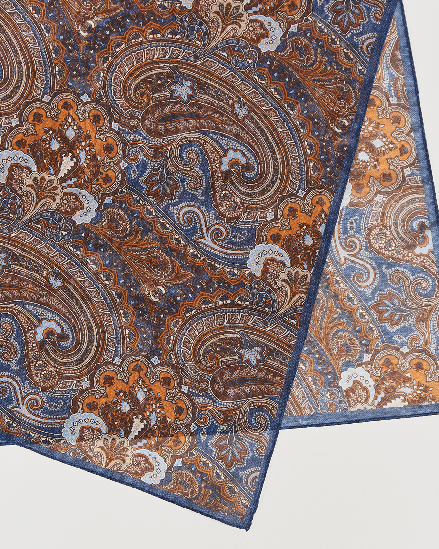 Herre | Amanda Christensen Cotton Voilé Printed Large Paisley Bandana Navy | Amanda Christensen | Cotton Voilé Printed Large Paisley Bandana Navy