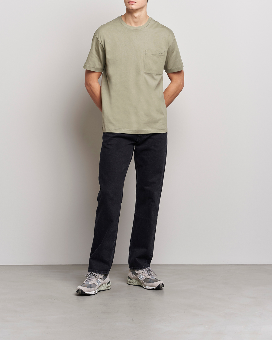 Herre | T-Shirts | A.P.C. | Short Sleeve Pocket T-Shirt Light Olive