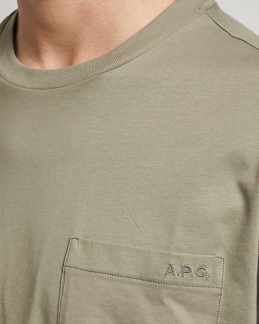 Herre | T-Shirts | A.P.C. | Short Sleeve Pocket T-Shirt Light Olive