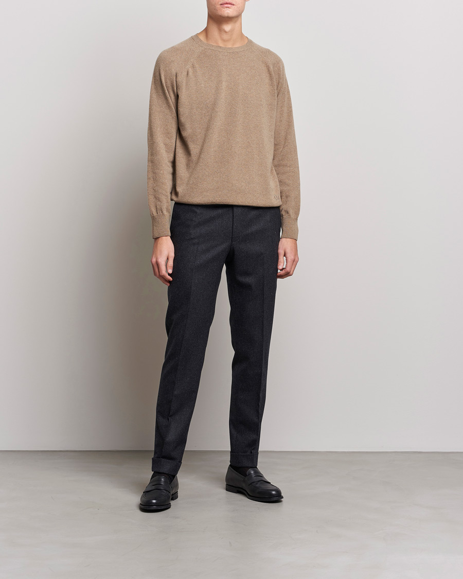 Herre | Trøjer | Oscar Jacobson | Gustaf Lambswool Raglan Crew Neck Camel