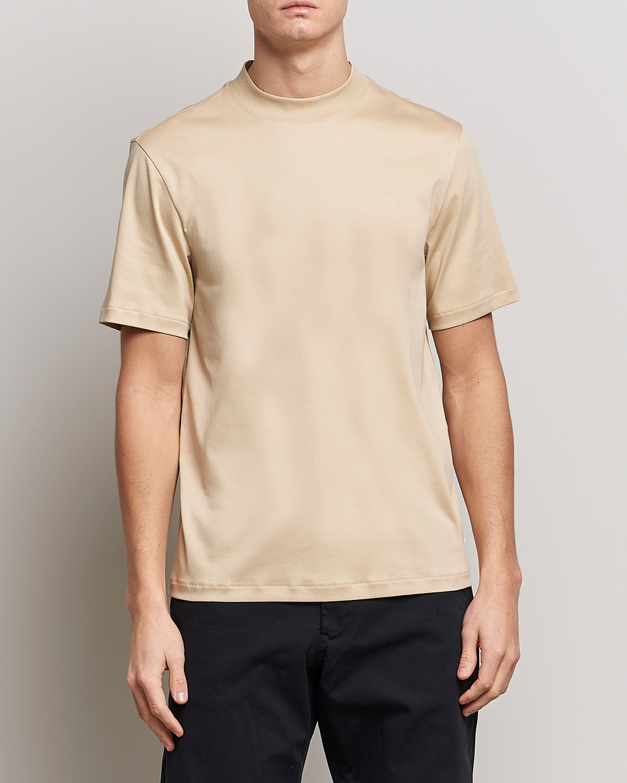 Herre | T-Shirts | J.Lindeberg | Ace Mock Neck Mercerized Cotton T-Shirt Safari Beige