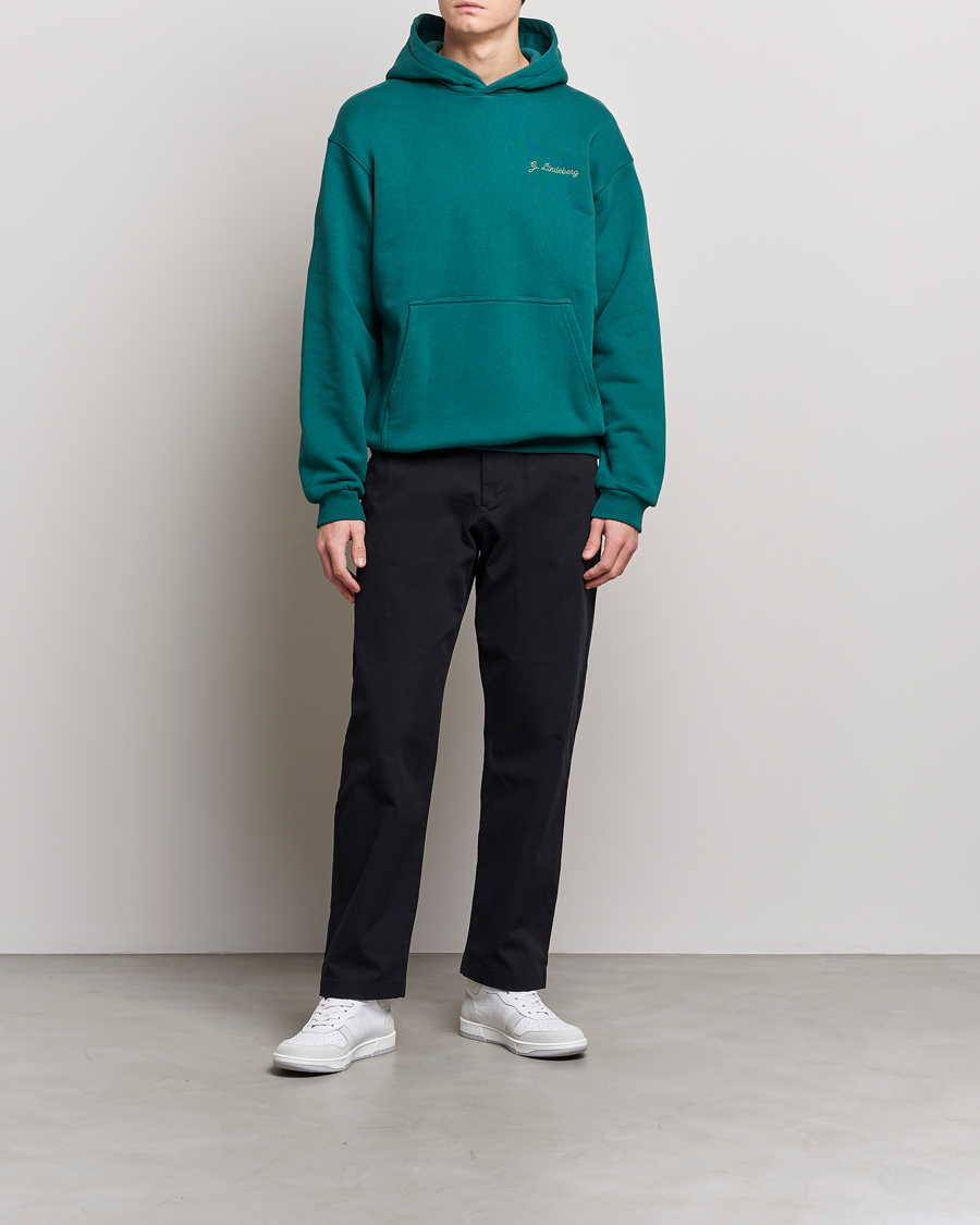 Herre | Trøjer | J.Lindeberg | Karson Graphic Organic Cotton Hoodie Rain Forest