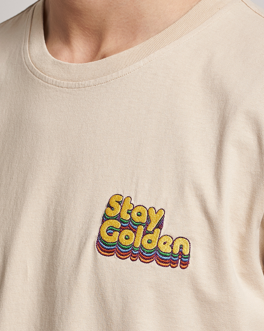 Herre | T-Shirts | Nudie Jeans | Roy Logo Crew Neck T-Shirt Cream