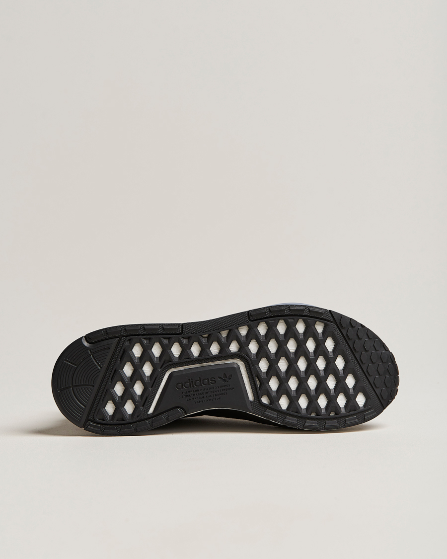 adidas Originals V3 Sneaker Black/White - CareOfCarl.dk