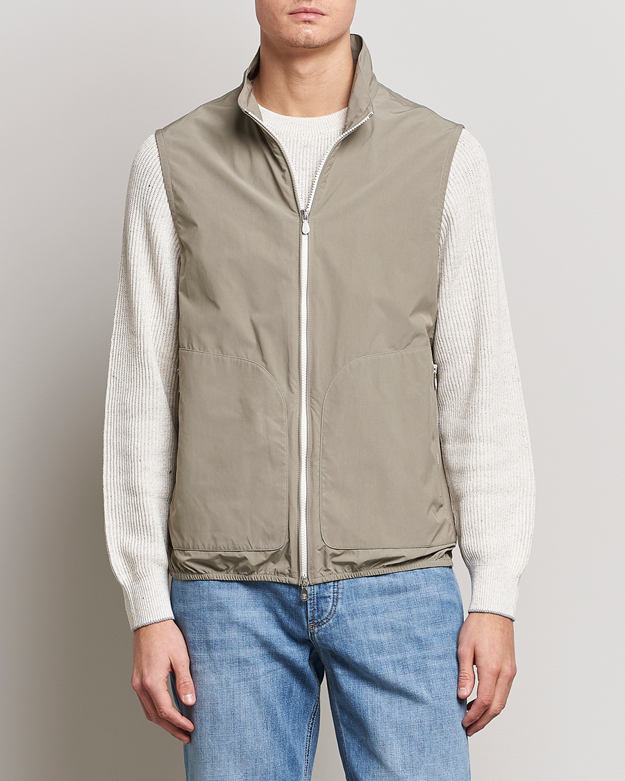 Herre | Veste | Brunello Cucinelli | Lightweight Nylon Gilet Olive