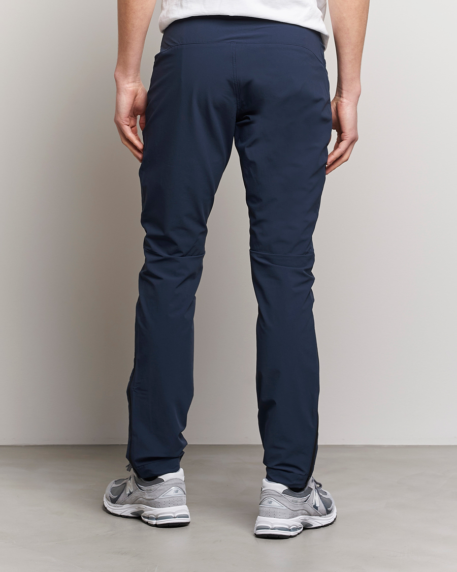 Herre | Bukser | Peak Performance | Tech Light Woven Scale Pants Blue Shadow