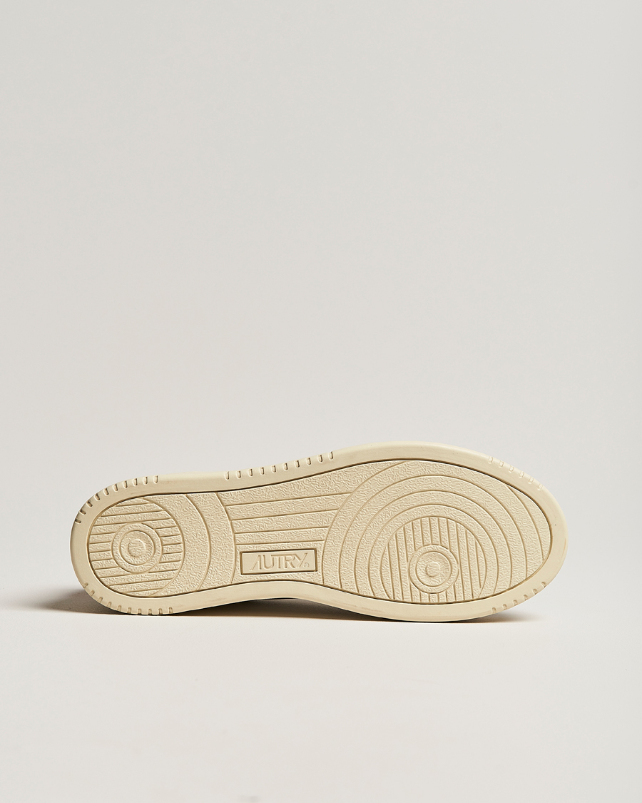 Herre | Autry Medalist Low Super Soft Leather Sneaker White/Red | Autry | Medalist Low Super Soft Leather Sneaker White/Red