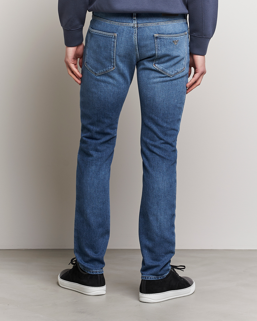 jeg er glad Eksamensbevis hård Emporio Armani Slim Fit Jeans Light Blue - CareOfCarl.dk