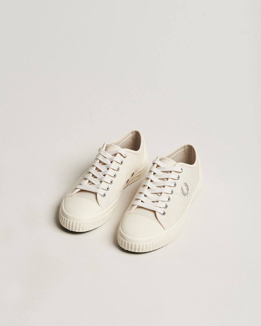 Herre | | Fred Perry | Hughes Low Canvas Sneaker Ecru