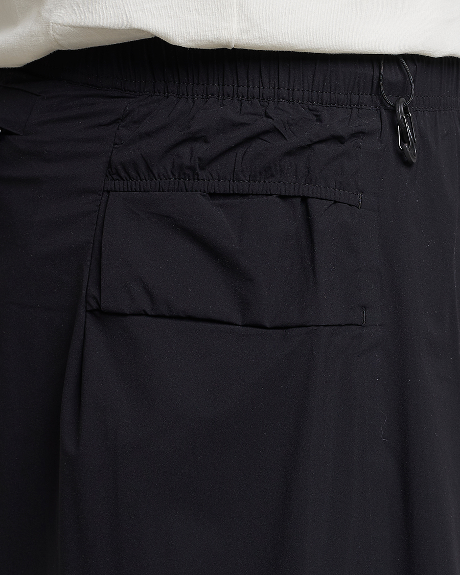 Herre | Shorts | Satisfy | Justice 10 Inch Trail Shorts Black