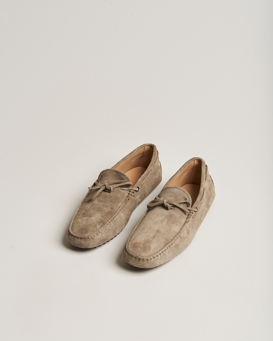 Herre | Tod's | Tod's | Laccetto Gommino Carshoe Taupe Suede