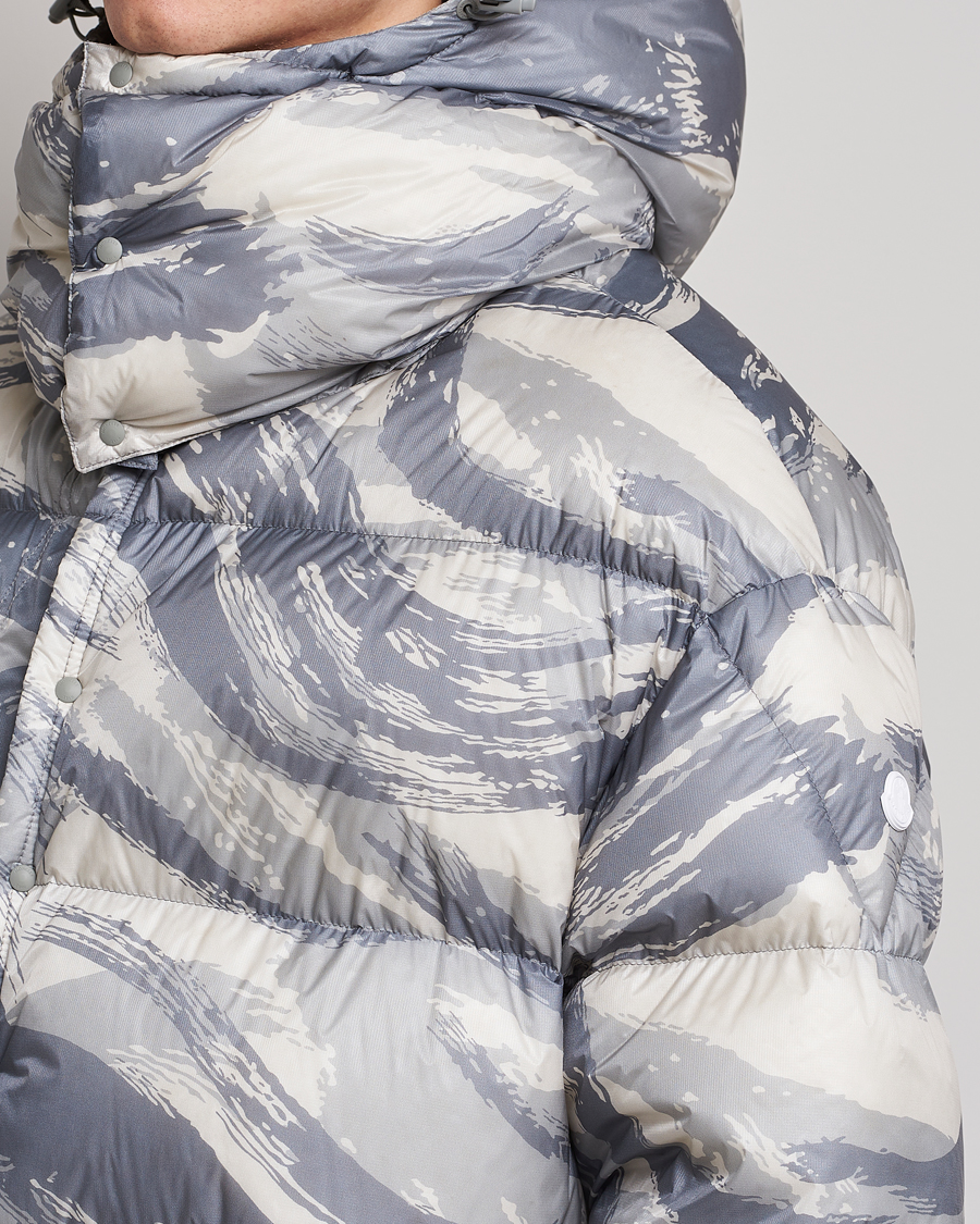 Herre | Jakker | Moncler Genius | 4 Moncler Hyke Galenstock Print Down Jacket Camo