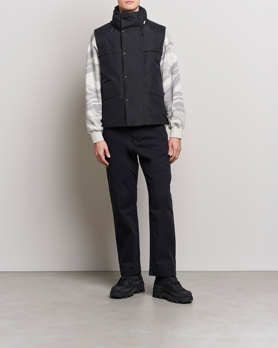 Herre | Veste | Moncler Genius | 4 Moncler Hyke Vanil Hooded Vest Black