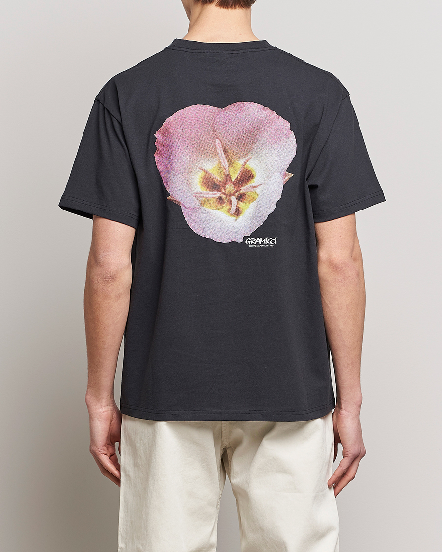 Herre | T-Shirts | Gramicci | Organic Cotton Flower T-Shirt Vintage Black