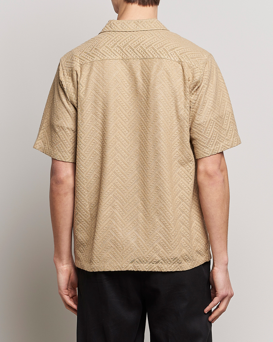 Herre | Skjorter | Sunflower | Spacey Herringbone Camp Shirt Khaki
