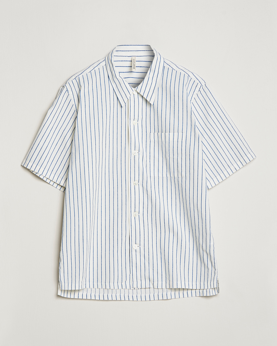 Herre | Skjorter | Sunflower | Spacey Striped Camp Shirt Blue/White