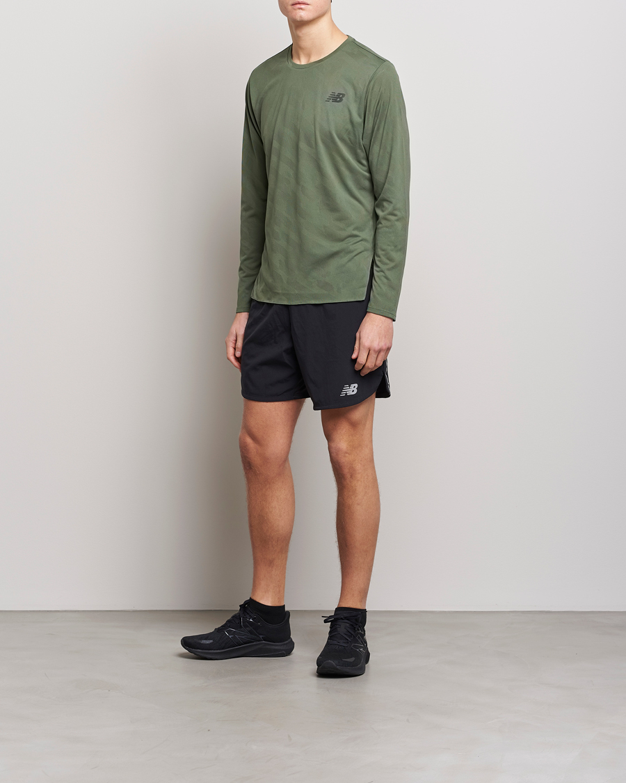 Herre | T-Shirts | New Balance Running | Q Speed Jacquard Long Sleeve T-Shirt Olive