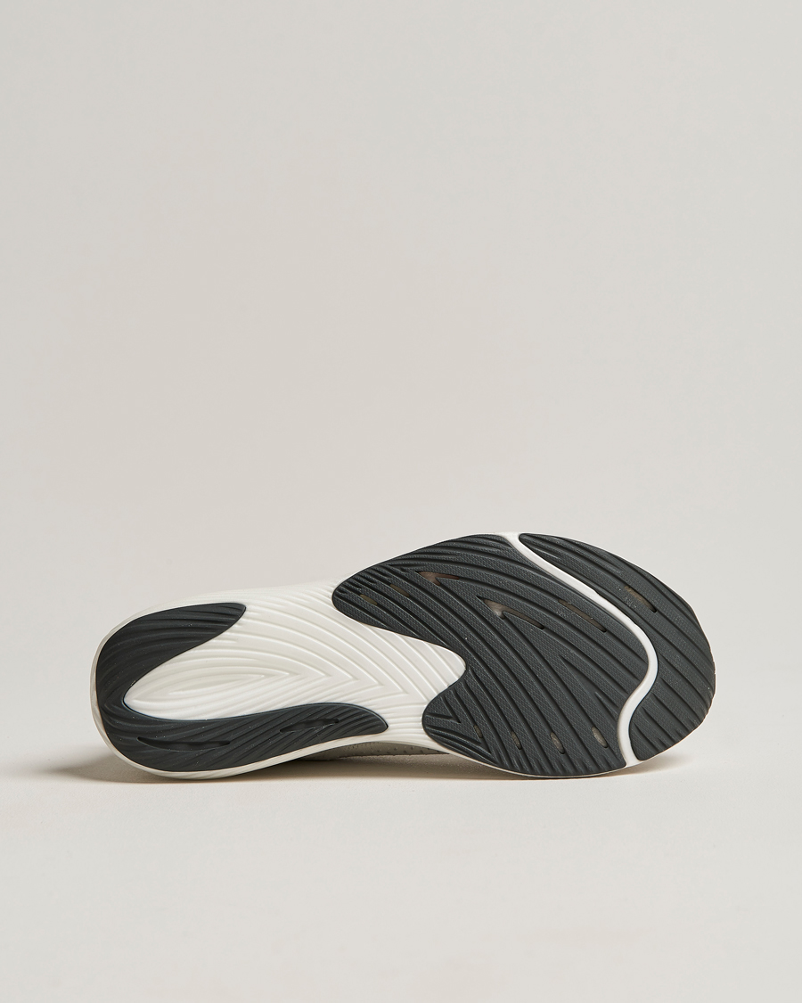 Herre | New Balance Running FuelCell Rebel v3 White | New Balance Running | FuelCell Rebel v3 White