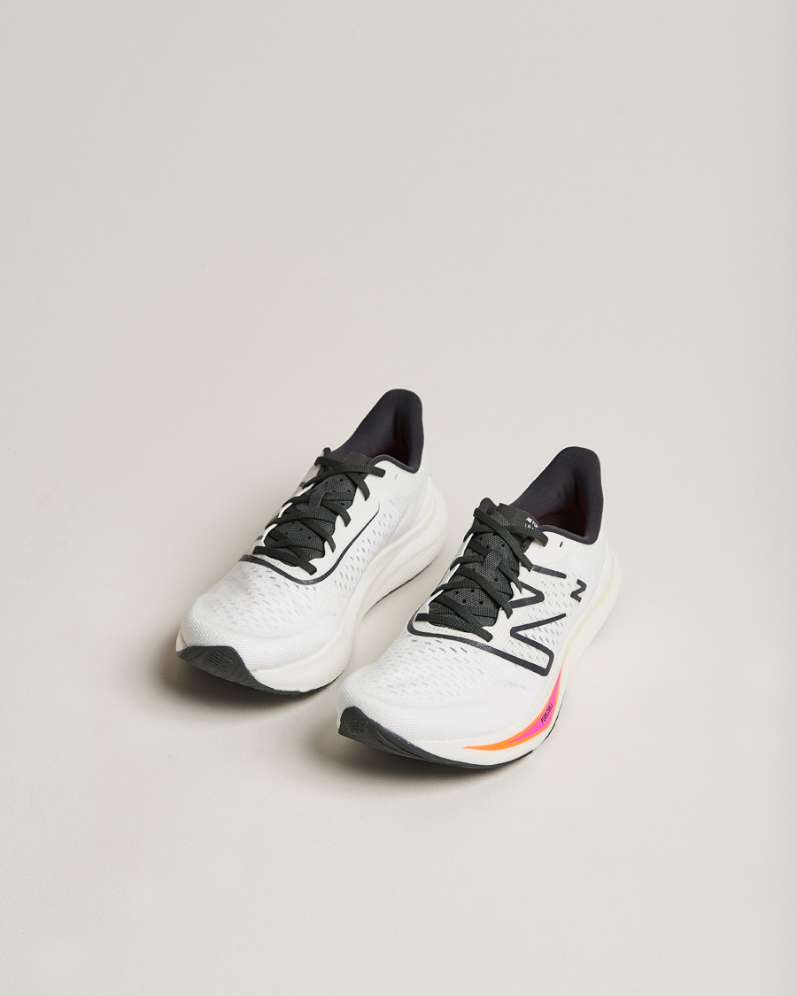 Herre | Contemporary Creators | New Balance Running | FuelCell Rebel v3 White