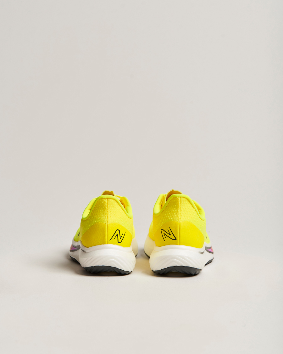 Herre | New Balance Running FuelCell Rebel v3 Cosmic Pineapple | New Balance Running | FuelCell Rebel v3 Cosmic Pineapple