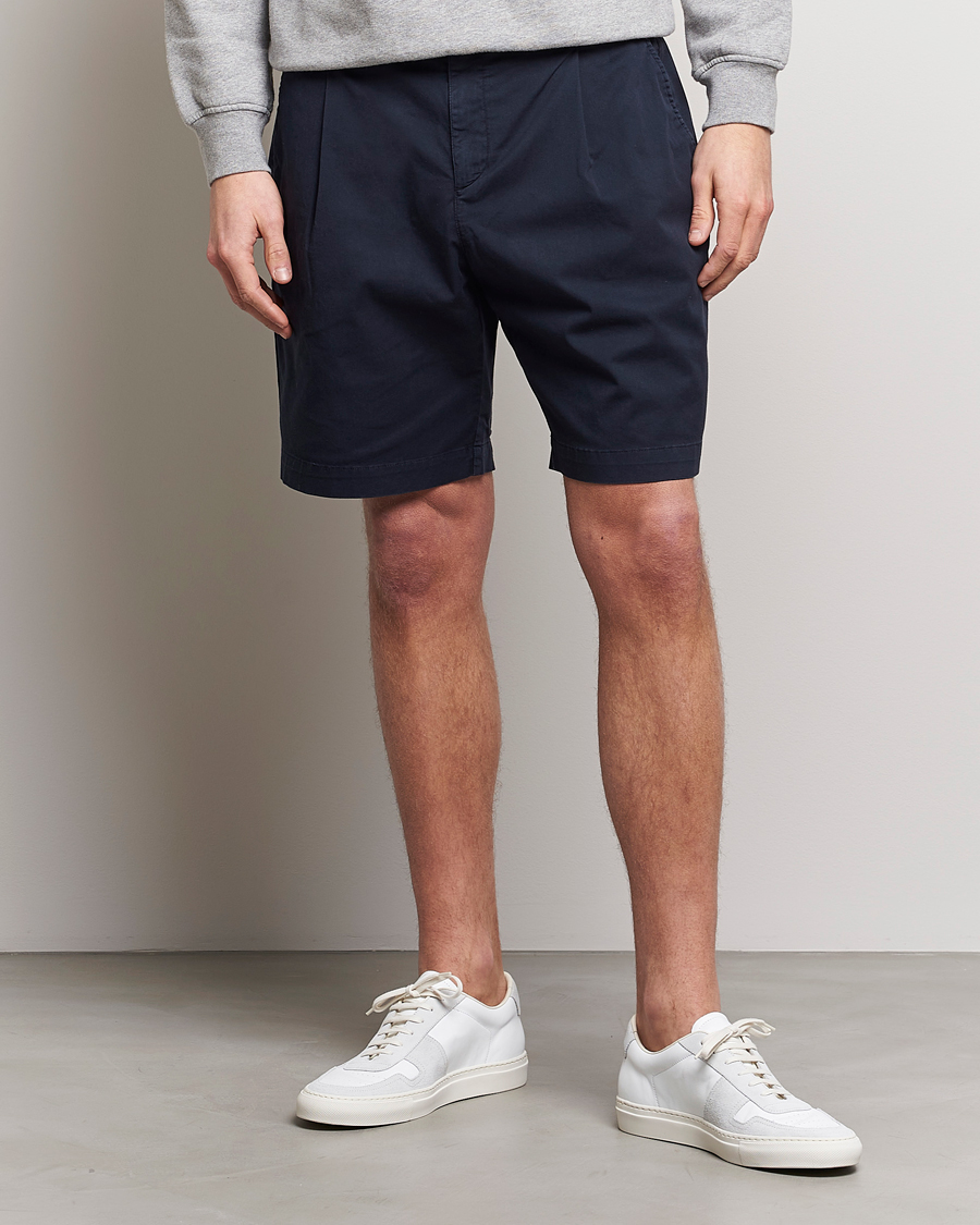 Herre | Best of British | Sunspel | Pleated Stretch Cotton Twill Shorts Navy