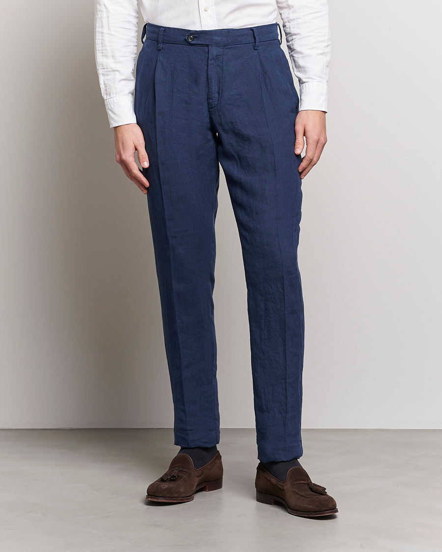 Herre | The linen lifestyle | Lardini | Pleated Linen Trousers Navy