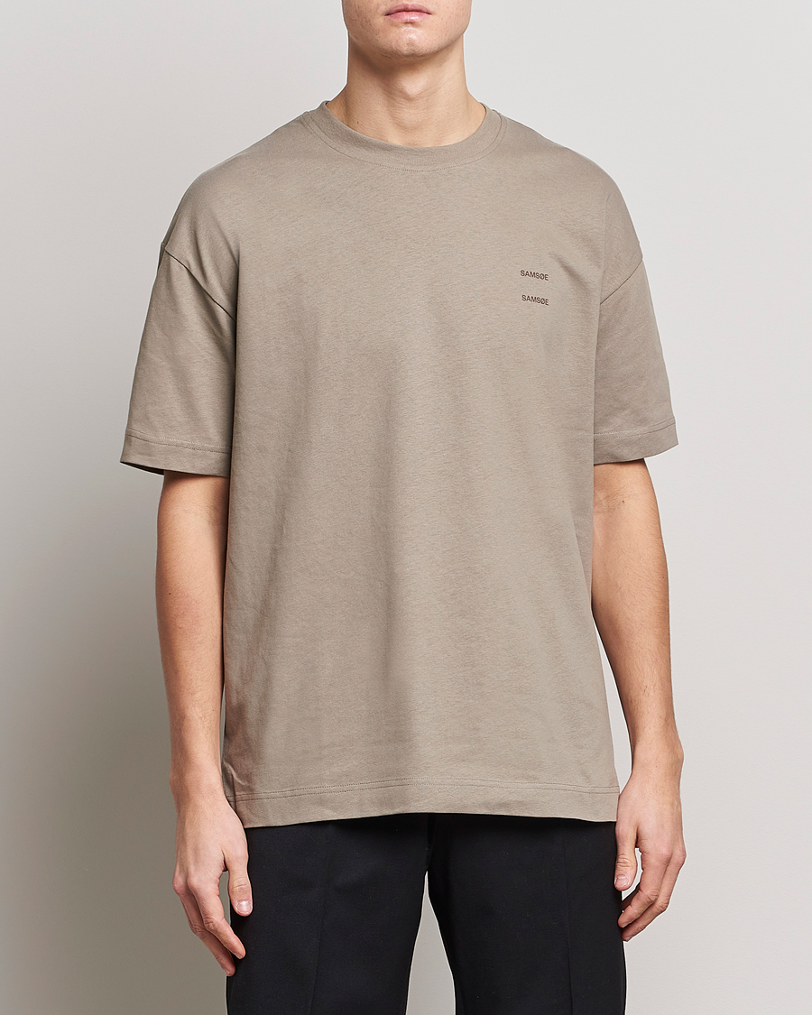 Herre | T-Shirts | Samsøe Samsøe | Samsøe & Samsøe Joel Organic Cotton T-Shirt Brindle